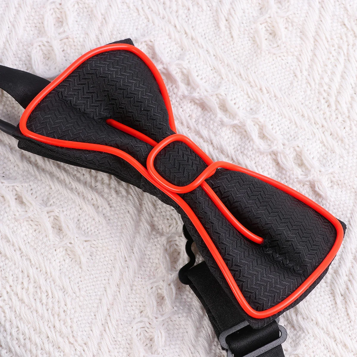 Flashing LED Bow Tie Red Glowing Party Tie for Masquerade Costume Holiday Glow Accessory Fashion Statement Decor