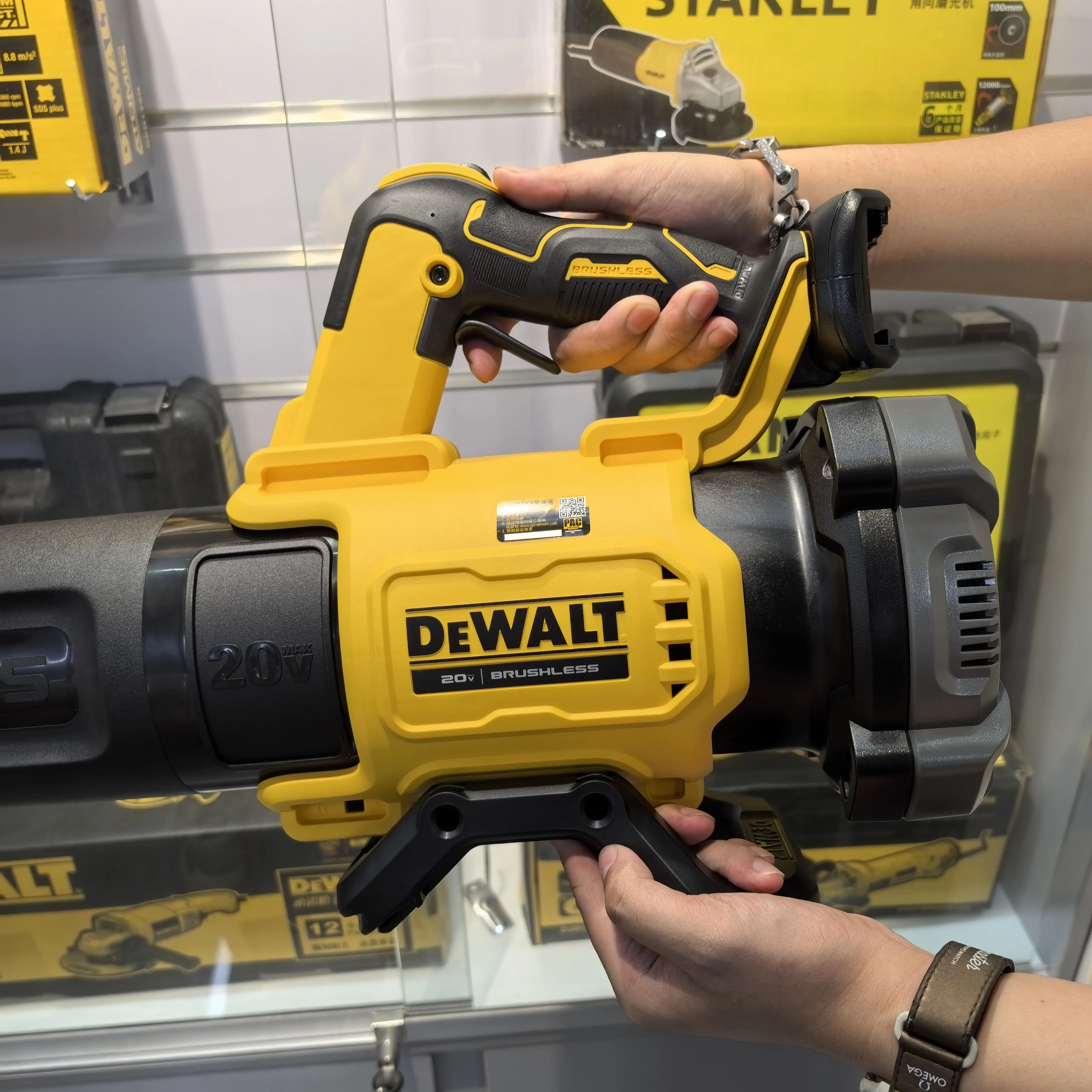 DEWALT Профессиональный бесщеточный вентилятор DCMBL562N Беспроводной пылесос с воздуходувкой для выдувания пыли Компьютерный коллектор