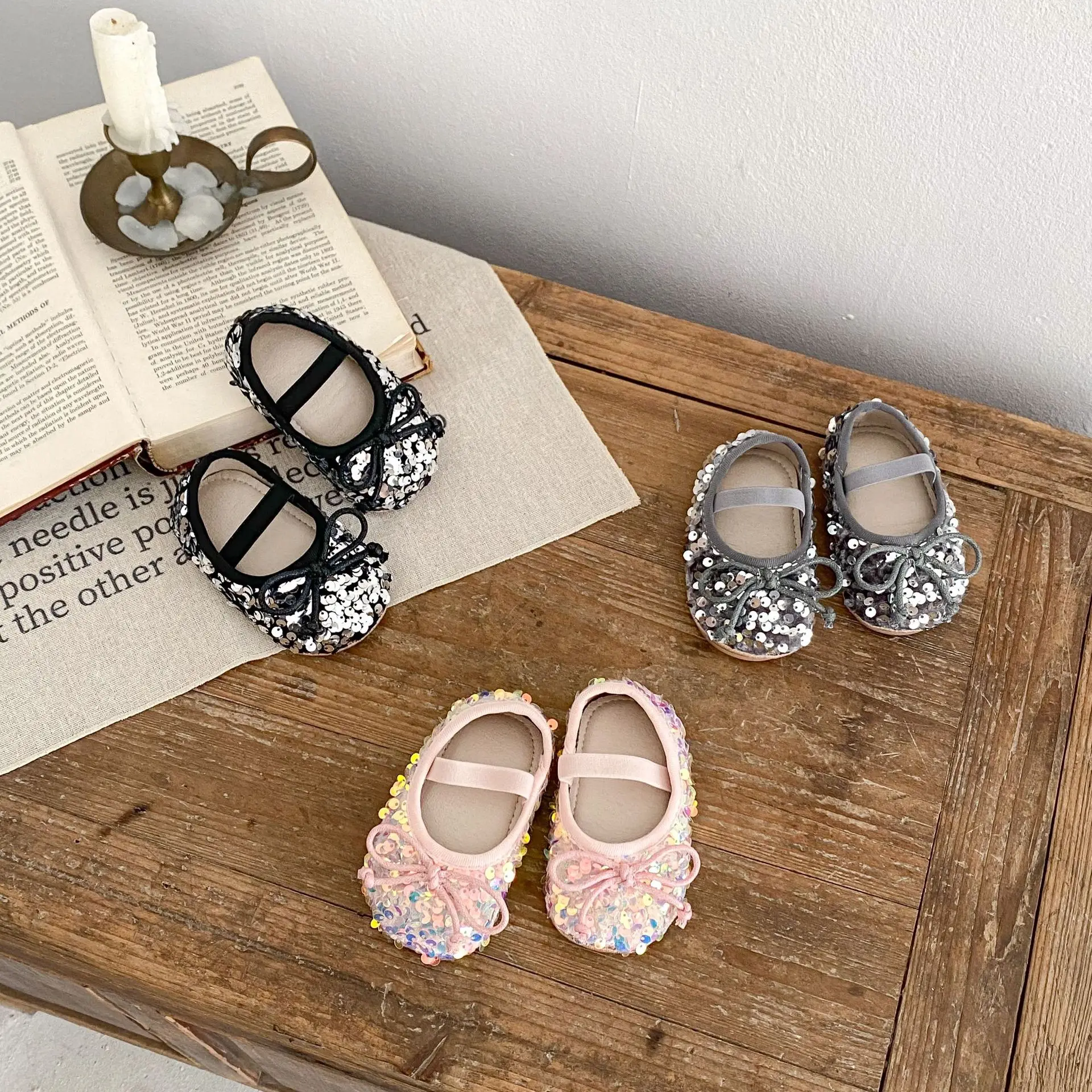 ​​2025 Spring Fall Baby Girl First Walkers Glitter Shiny Shoes Soft Rubber Sole Non-Slip Comfortable 0-18 Months​