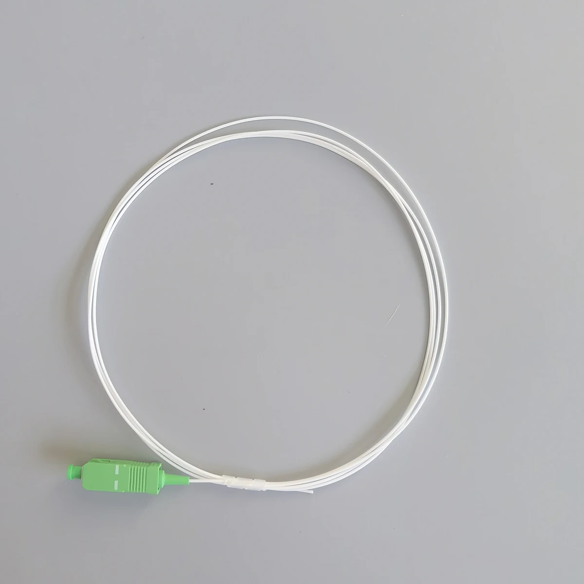 10-Core SC/APC Fiber Optic Pigtail 1M/1.5M/2M/3M 0.9mm Simplex Mode 9/125μm Indoor FTTH Network Cable High Quality Optical Tail