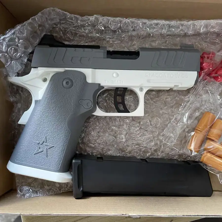 連続火災投射シェルおもちゃの銃ソフト弾丸エアガンランチャーアウトドアスポーツ CS ゲームピストル射撃武器子供のためのギフト