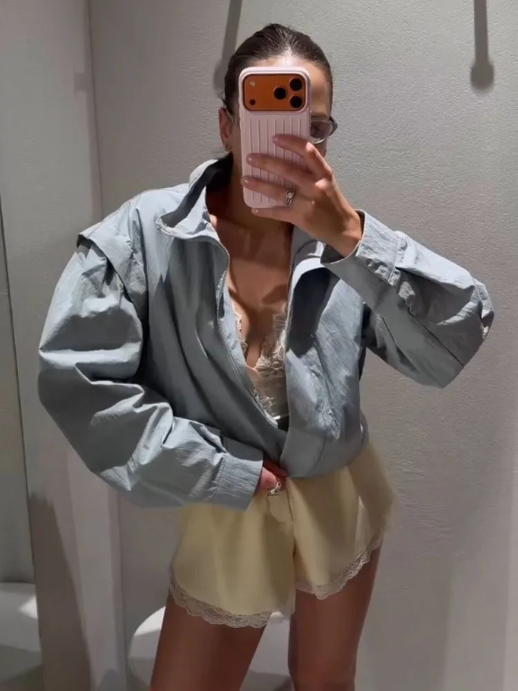 

HH 2026 Spring Women Stand Collar Solid Splicing Zipper Short Jacket Woman Fashion Long Sleeves Casual Slim High Street Coat