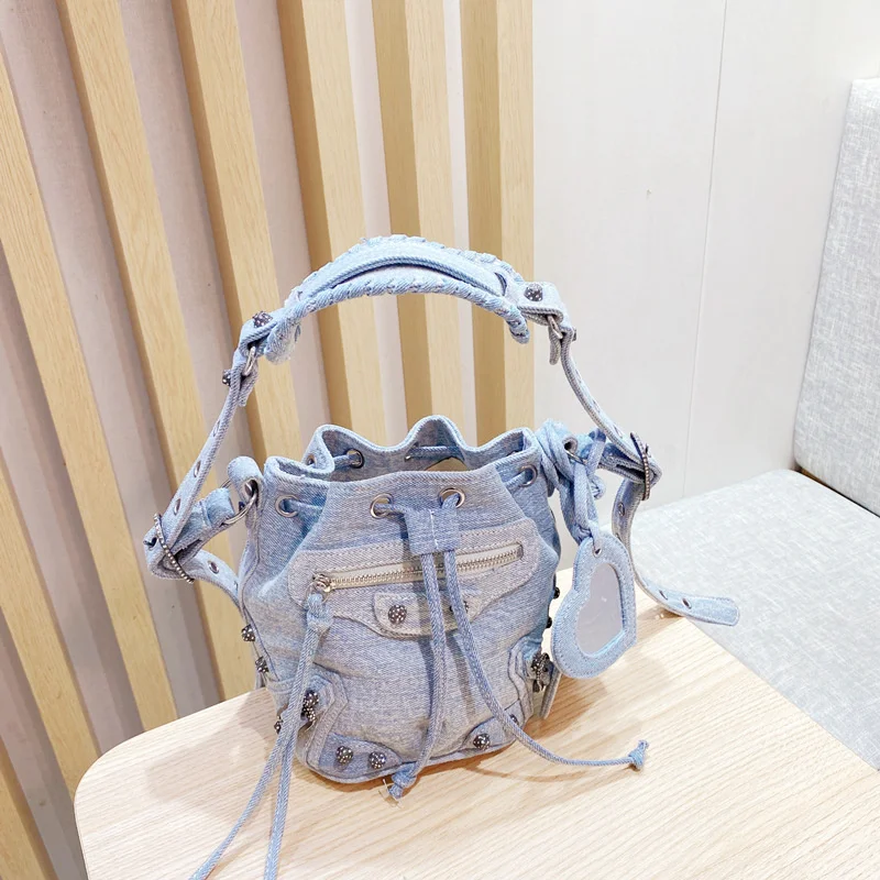 Luxury Brand Bucket Designer Denim Rivet Crossbody Bags for Women Handbags Fashion Shoulder Messenger Bags Ladies Small Totes