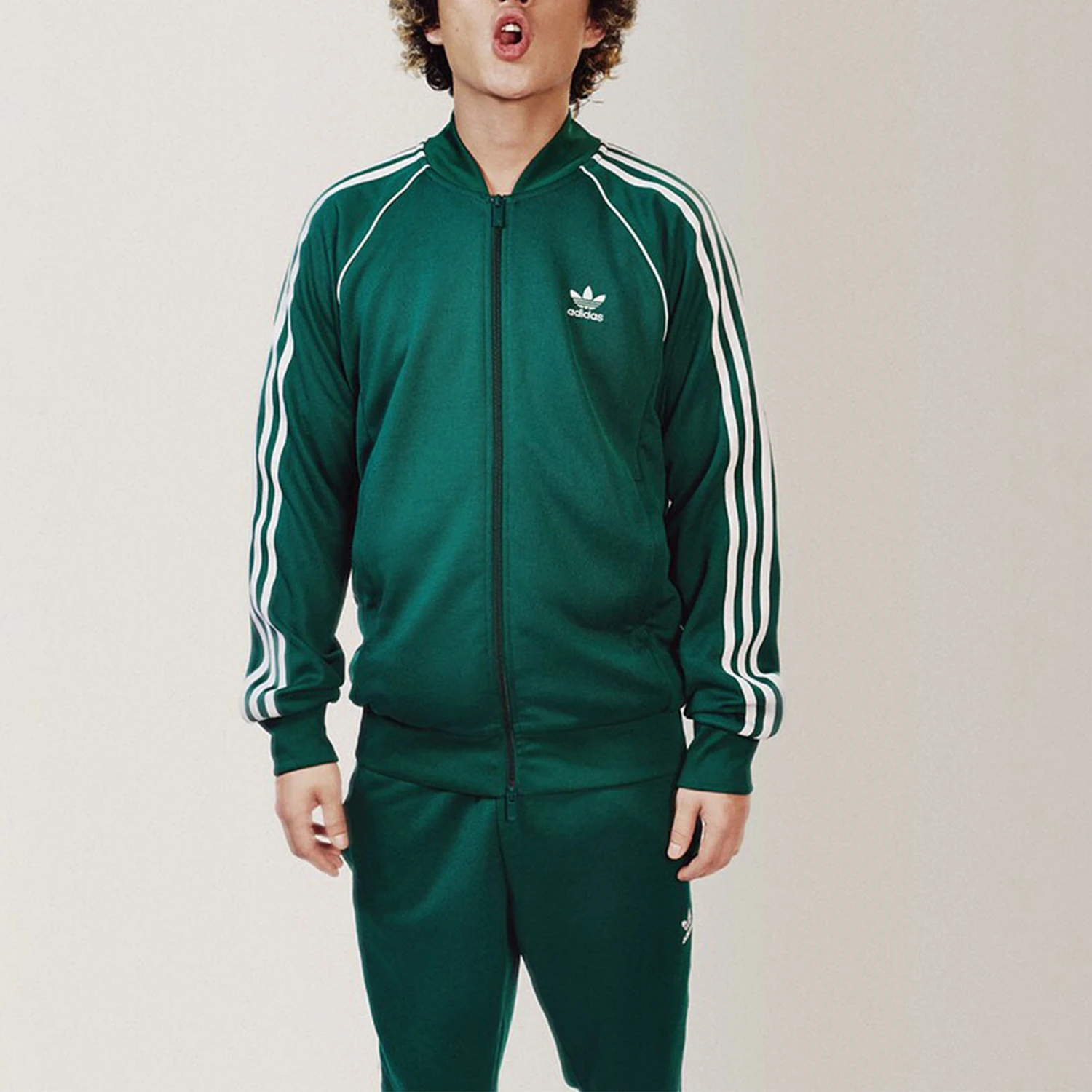 

Adidas Originals Мужская куртка на молнии в стиле ретро IR9863