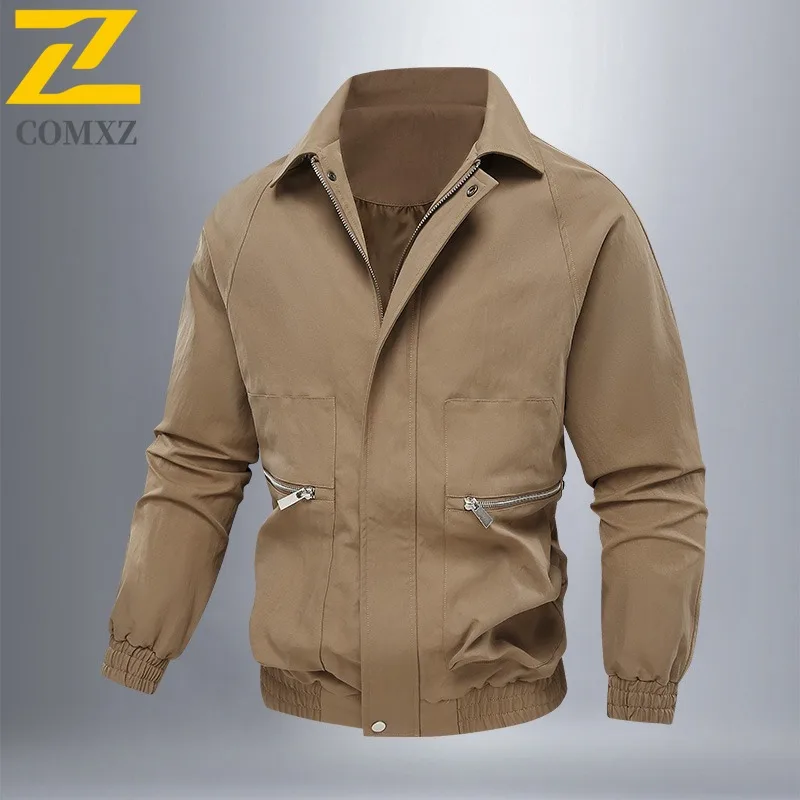 

COMXZ 2025 Мужская куртка, весенняя повседневная куртка с вырезом на воротнике, свободная посадка, модное пальто в зрелом стиле, модная верхняя одежда, уличный стиль