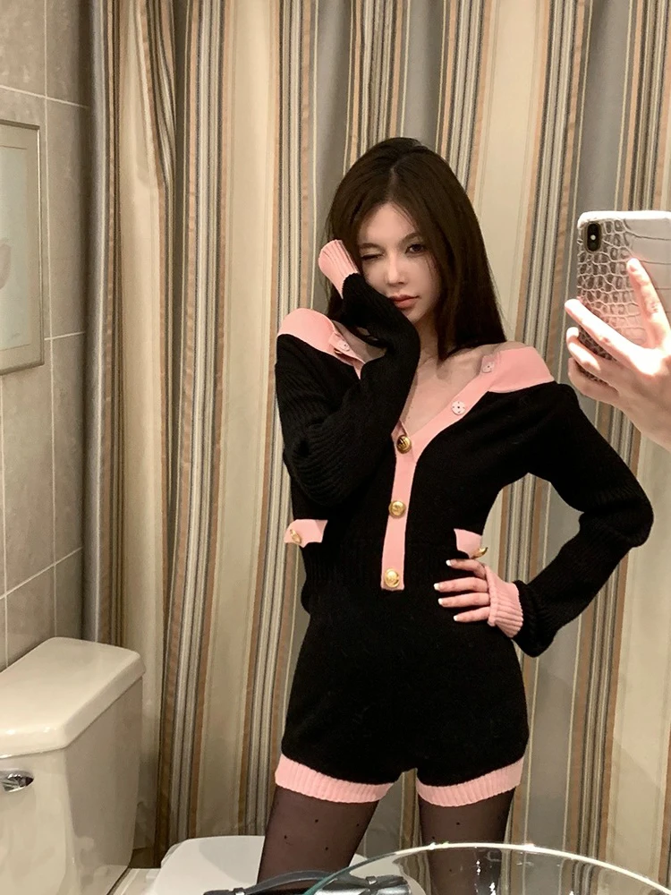 

Pure Desire Button круглый Ne Color Blo Slim Fit с высокой талией Длинный свековый вязаный сексуальный цельный костюм знаменитостей для женщин