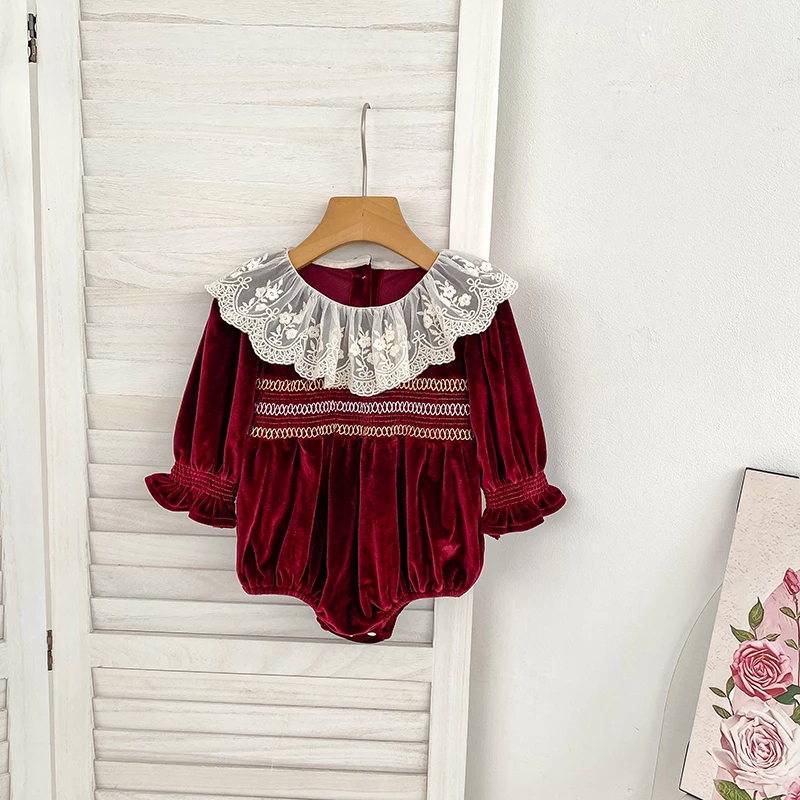 2026 Neu 0-24M Weihnachten Kleinkind Mädchen Roter Spitzen-Strampler Langärmeliger Baby-Mädchen-Jumpsuit Kinder Frühlingskleidung – Detail 1