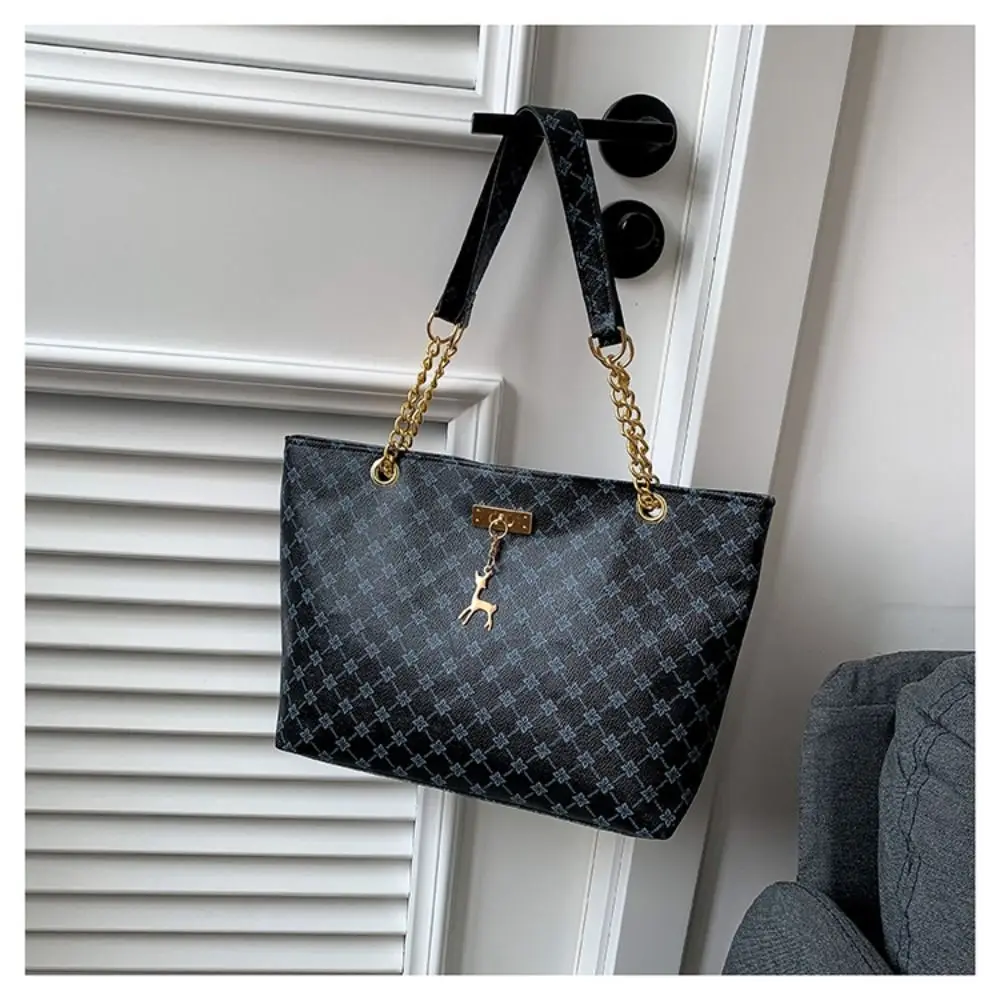 Thumbnail 2 - #7 Best Handbags to Buy In 2026