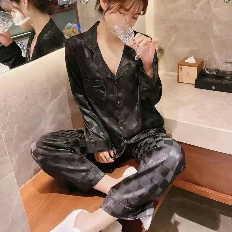 2023 new Spring Autumn Ice Silk Pajamas Women's Thin Long-sleeved Couples' Loungewear Men's Loose Large-size Sleepwear Suits