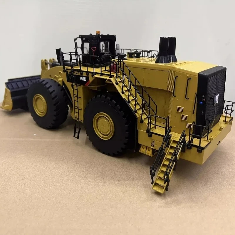 DM85505C 1:50 994K Large Wheel Loader Alloy Engineering Vehicle Model