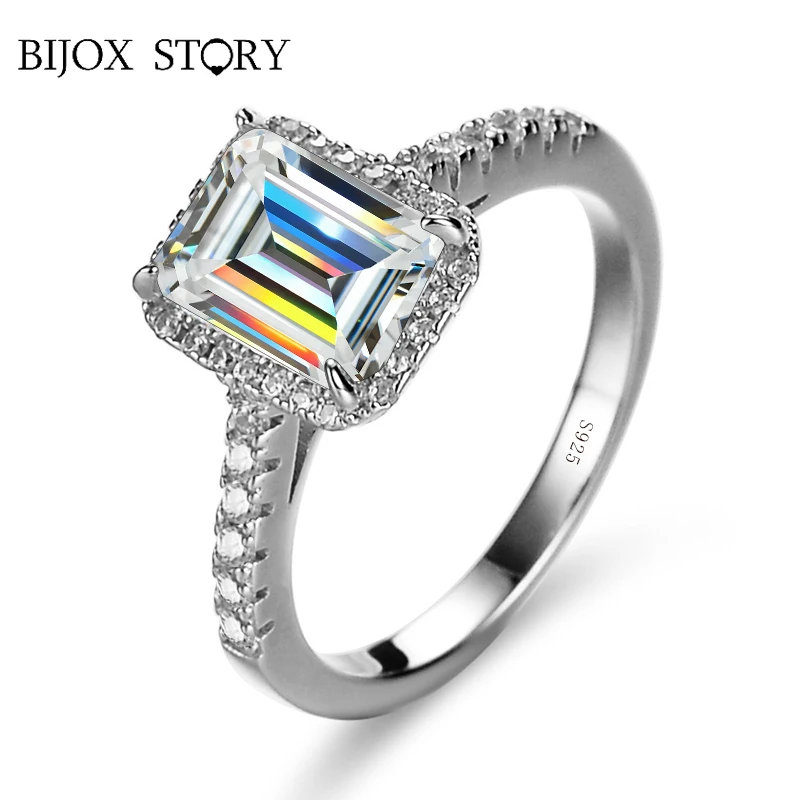 

BIJOX STORY Vintage 2 Carat Moissanite Ring for Female S925 Sterling Silver Classic Square Shape Ring for Birthday Celebration