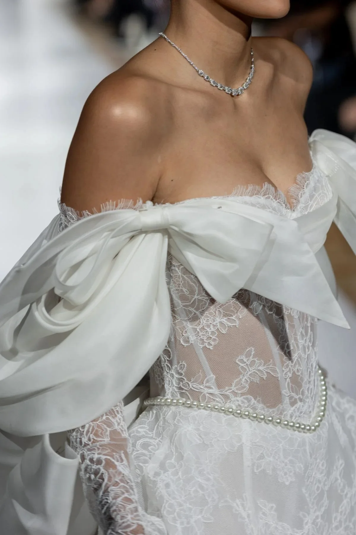 Abito da sposa in pizzo Vestido De Novia Manga Larga Abiti Corte Princesa Corsetto al largo della spalla Perle Robe Mariage Bruidsjurk