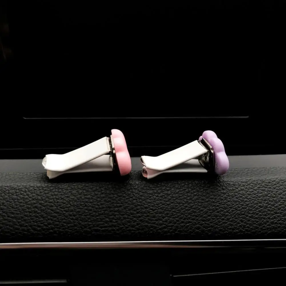 Air Vent Clip Stylish No Fragrance Cloud Shape Mini Lightweight Beautiful Lovely Diffuser for Car