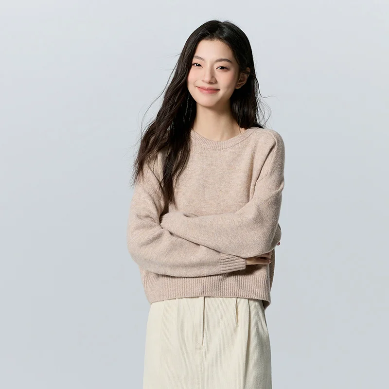 Semir Sweater Women Short Insert Shoulder Sleeve Oversize Winter 2024 New Gentle Plain Color Sweater