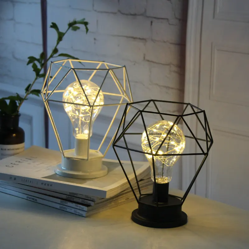 

Diamond Shaped Candle Holder Table Lamp Modern Iron Cage Bedside Lamp Decorative Light Nightstand Cafe Bedroom Home Decoration