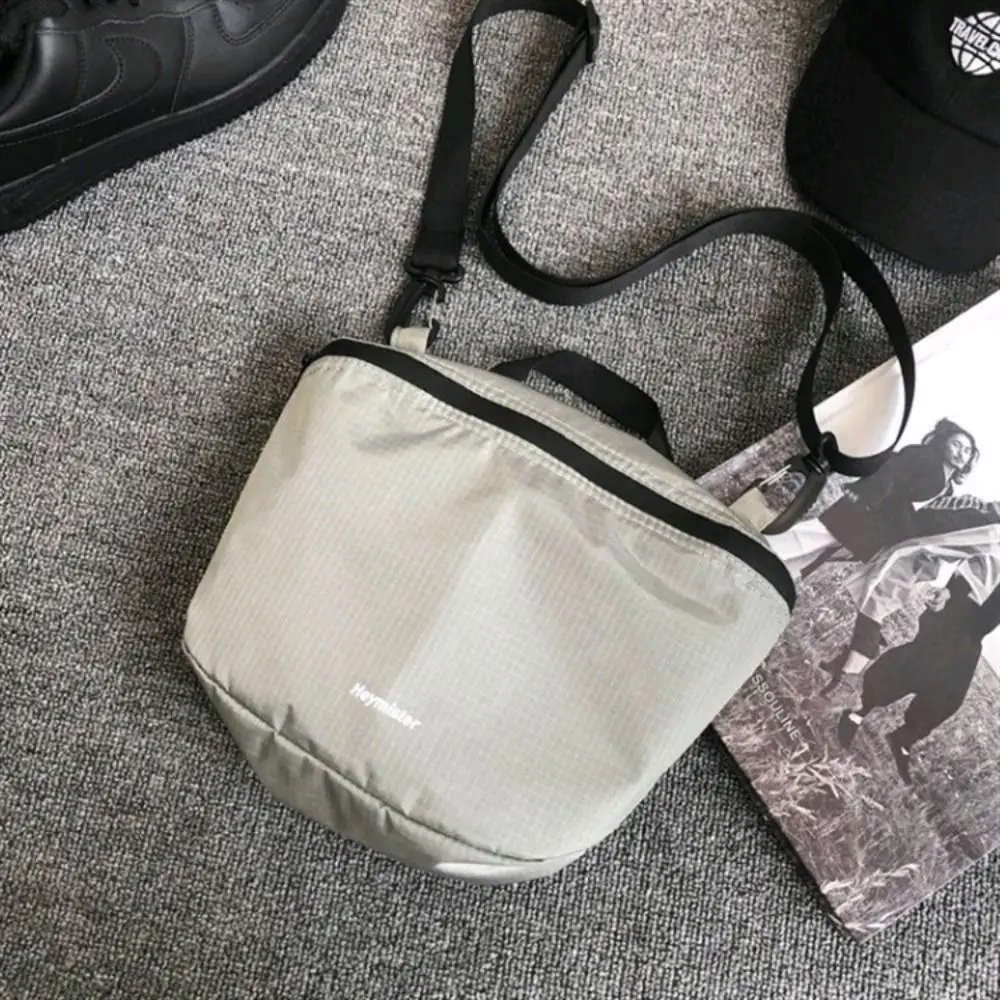 Koreańska modna torba na ramię typu crossbody na co dzień jednokolorowa torba damska wodoodporna tkanina nylonowa torba unisex torebka na telefon