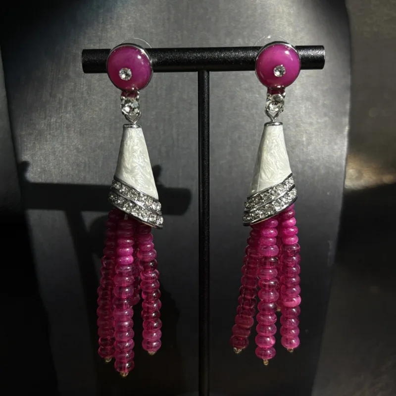 

Cloud Shape Pattern Rose Red Beaded Tassel Earrings New Chinese Style Retro Exquisite Niche Design National Style Earrings Women