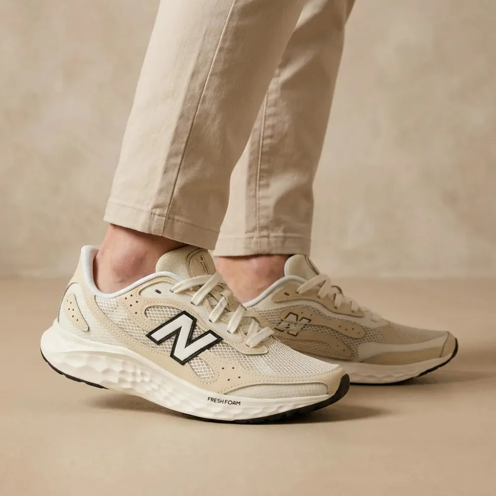 New Balance NB Fresh Foam Arishi v4 Chaussures de course décontractées légères et confortables pour hommes, Off-White MARISTC4 1