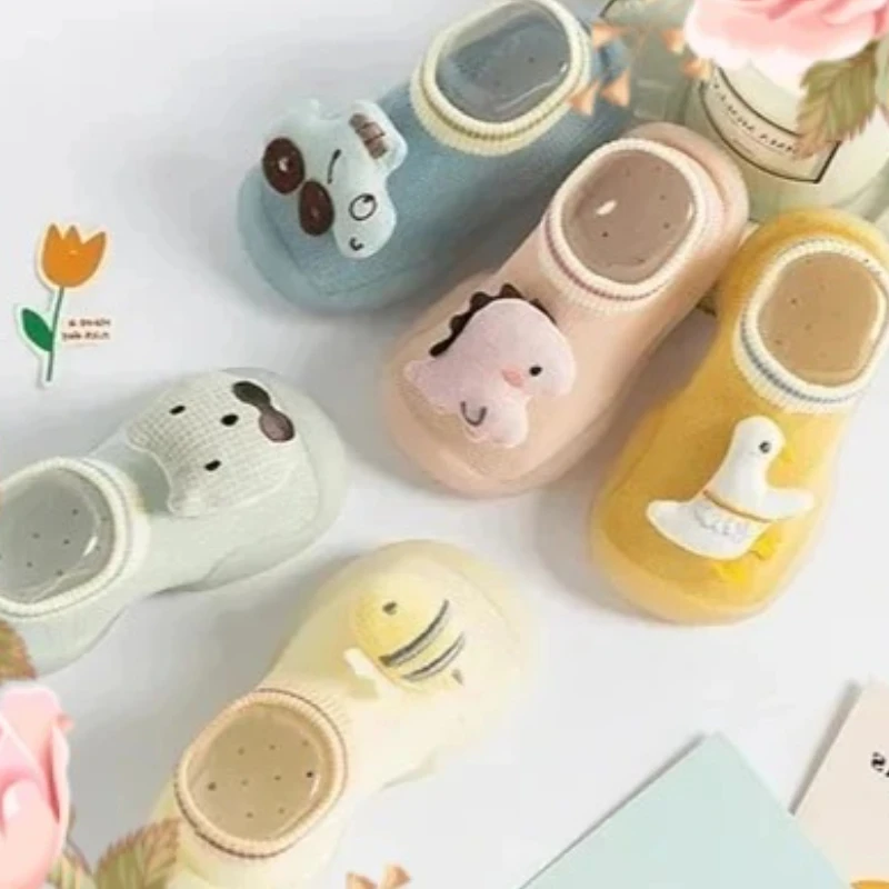 النمط الكلاسيكي الربيع الصيف داخلي تنفس الجوارب حذاء طفل صبي طفلة حذاء طفل صغير حذاء طفل صغير طفل لينة القاع