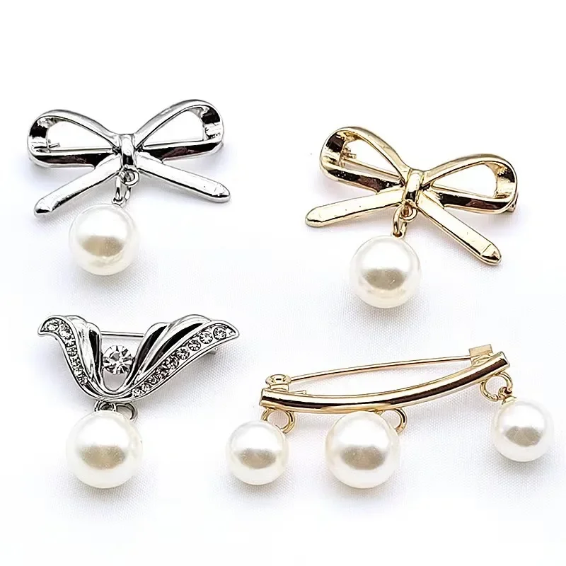 Exquisite Imitation Pearls Charm for Women Dress Coat Fixed Anti Slip Fashion Bowknot Cardigan Clip Chain Neckline Jewelry