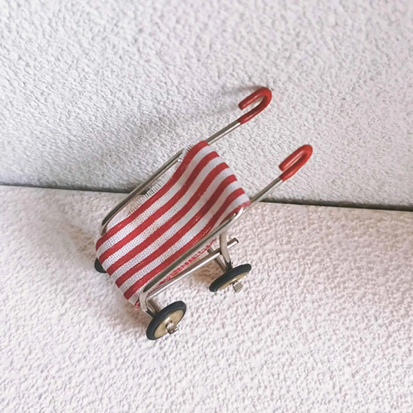 

Dollhouse Miniature Baby Stroller,Pretend Play Toy Parry Favor Ornament Kids Photo Prop Simulation Baby Carriage for 1:6 1:12