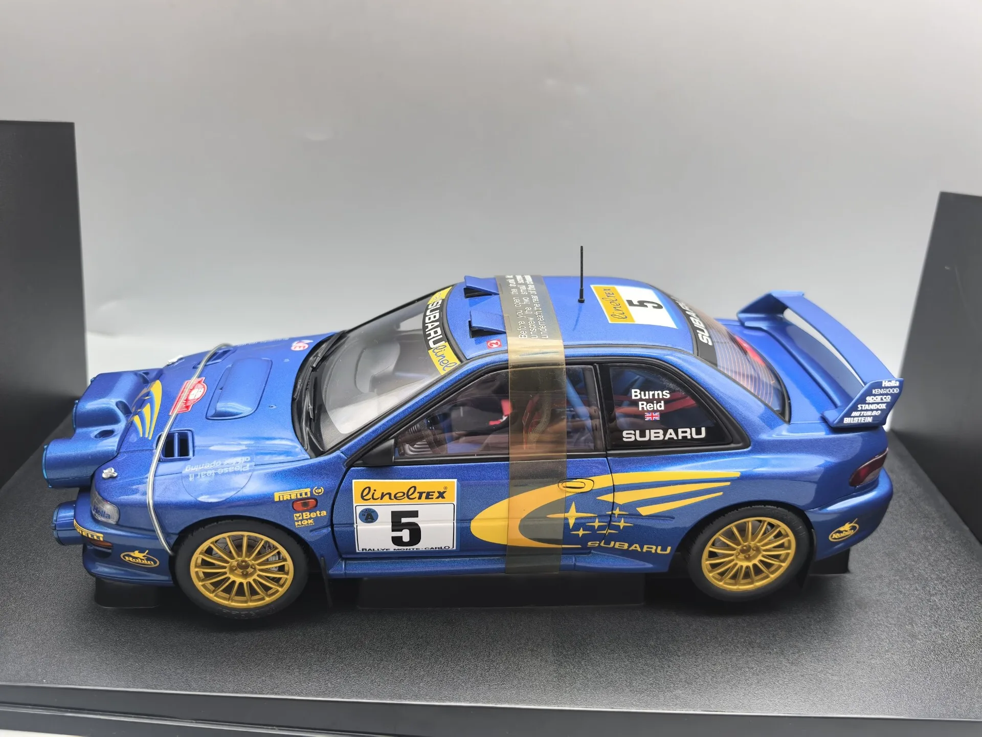 

Модель автомобиля Autoart 1:18 Impreza WRC 1999, синяя, лимитированная серия, полностью открывающаяся, из металлического сплава, статическая, игрушка-подарок