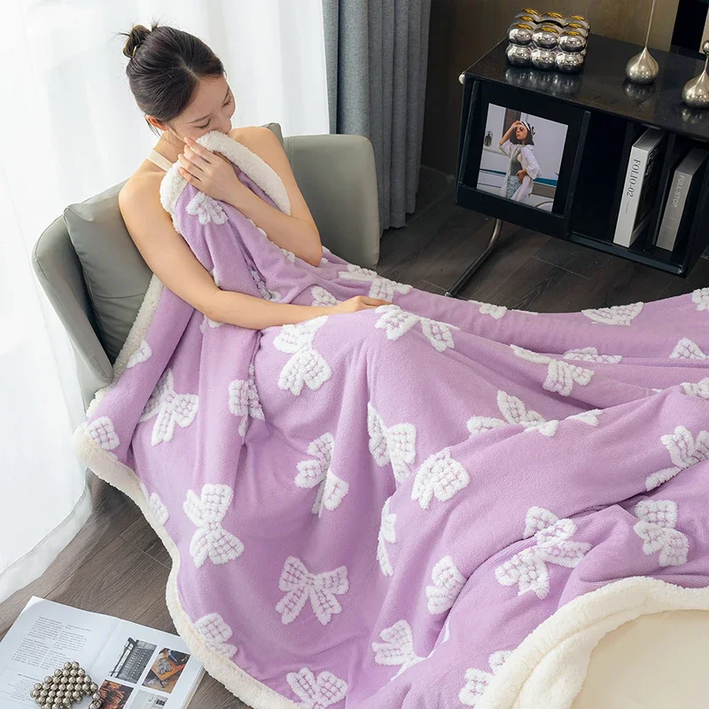Autumn Winter Thickened Jacquard Blanket Keep Warm Comfortable Sofa Blanket High Quality Plush Warmth Artificial Lambswool Duvet