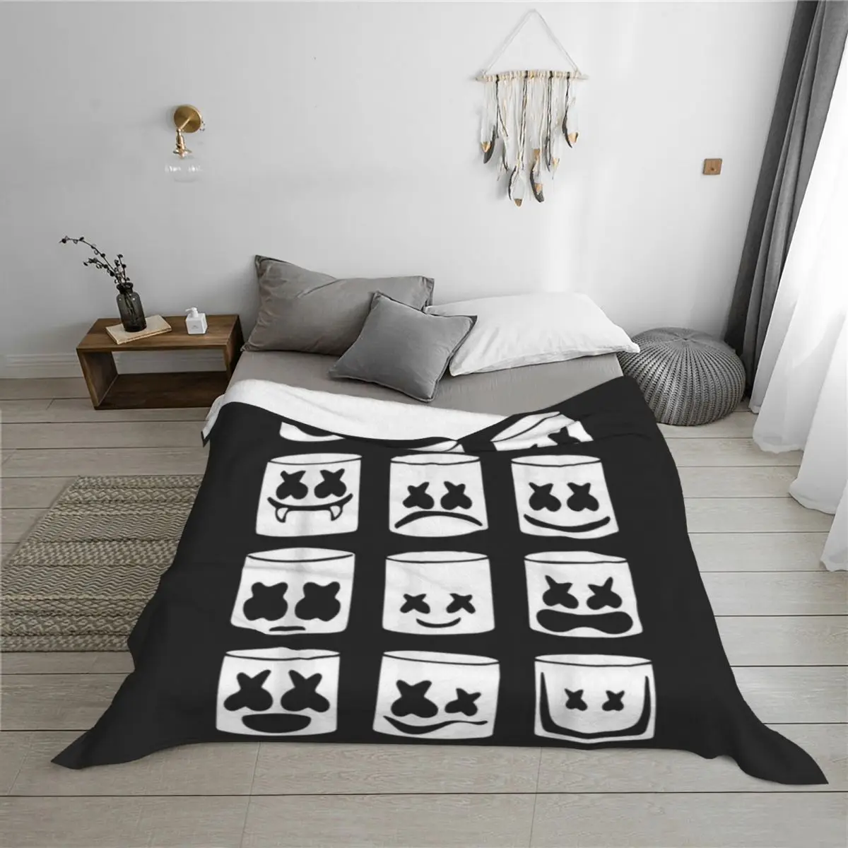 Marhmello DJ EMD Throw Blanket Picnic Decorative Throw Furry Comforter Blankets