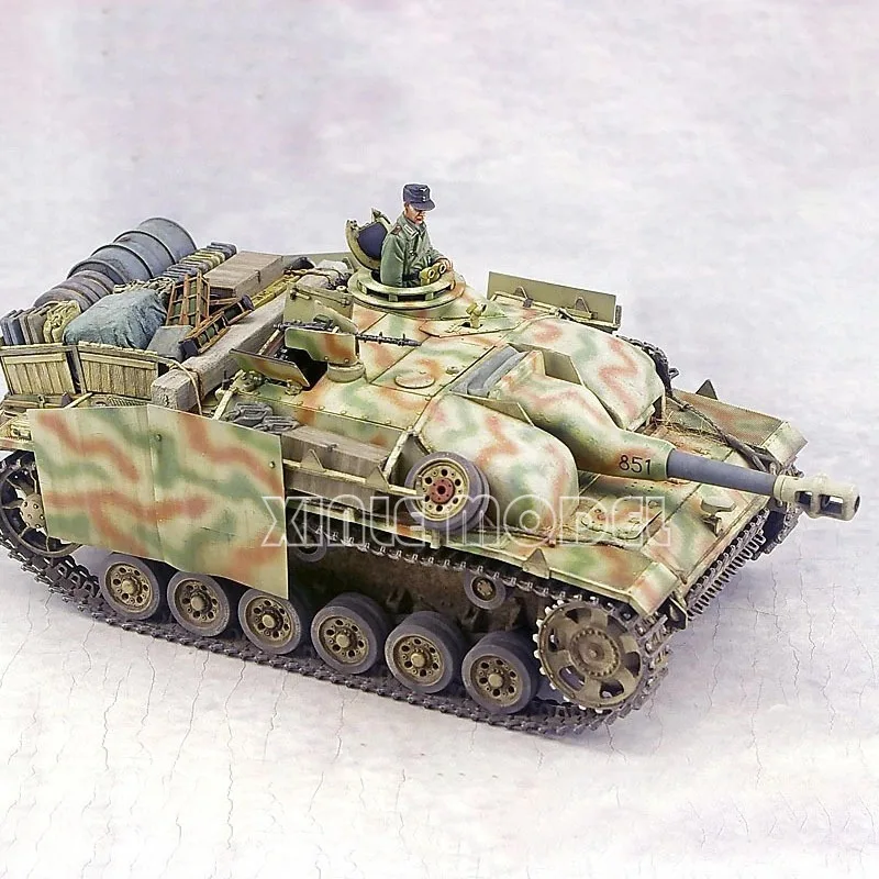 Border Model Building Kits BT-036 1/35 StuH 42Ausf. G 105MM post-production full internal structure.for Military Toy Model Hobby