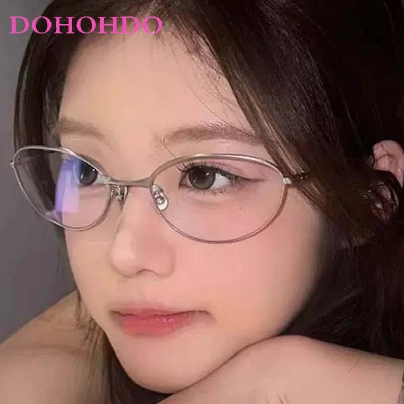 

Trendy Luxury Metal Small Cat Eye Sun Glasses Female Man Brand Designer Eyeglasses Outdoor Traveling Driving Shades UV400 Очки