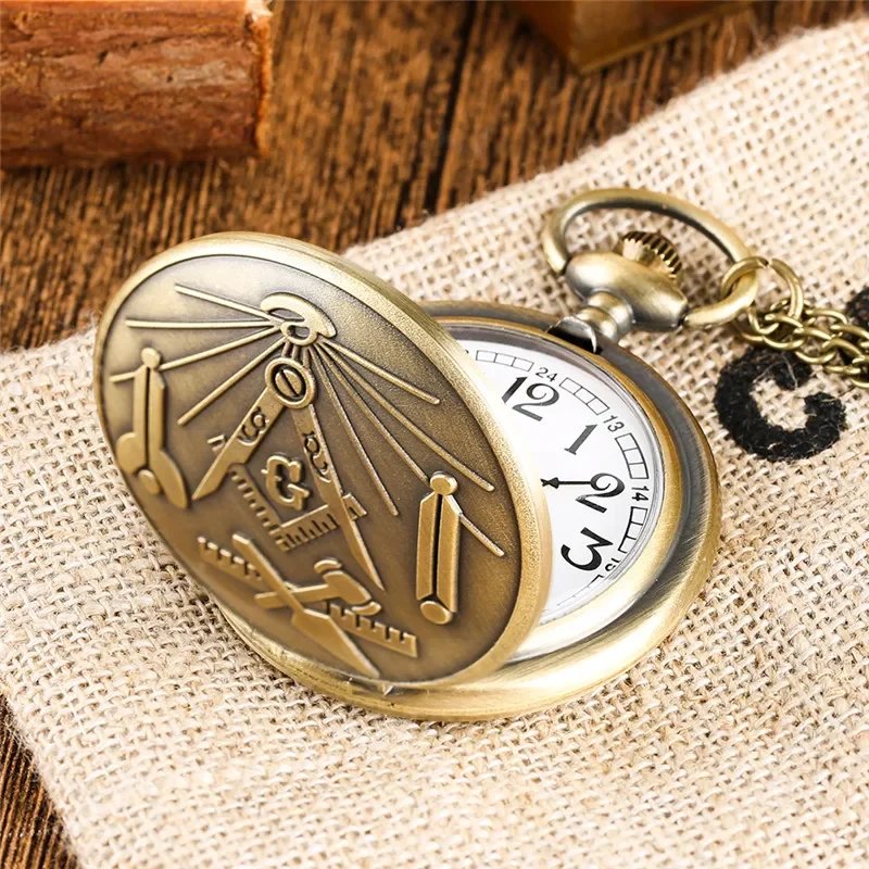 Retro Masonic Freemason Design Men Women Pocket Watch Quartz Analog Display G Pattern Freemasonry Necklace Chain Clock