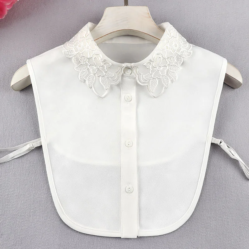 Autumn Winter Japanese And Versatile Hollow Embroidery Fake Shirt Collar detachable Necklace