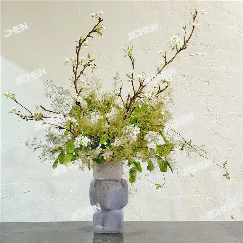 

Новая китайская стеклянная ваза в средневековом стиле, карамельного цвета с градиентом, квадратная, для создания изысканной атмосферы.