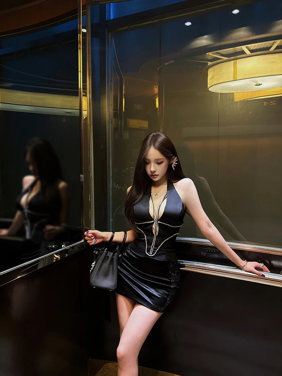 

Сексуальный топ-жилет с V-образным вырезом и цепочкой, с подкладкой для груди, Queen Medusa Sle ort, из смесового хлопка и полиэстера, женская модная верхняя одежда