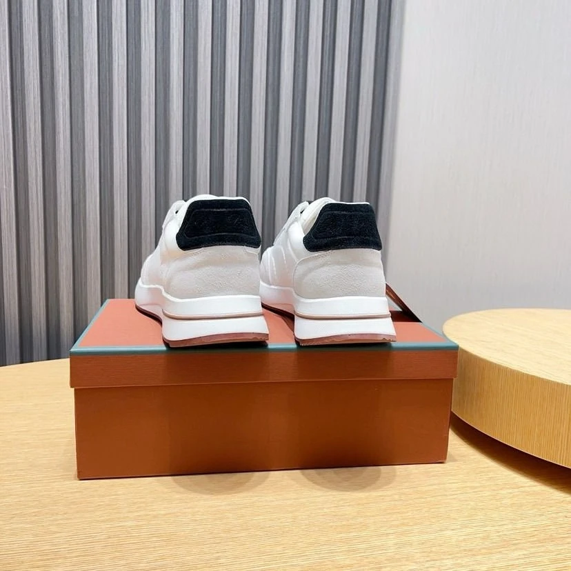 جديد 2025 أحذية رياضية رجالي كاجوال جلد طبيعي مزيج تنفس نعل سميك احذية الجري موضة مريحة عصرية