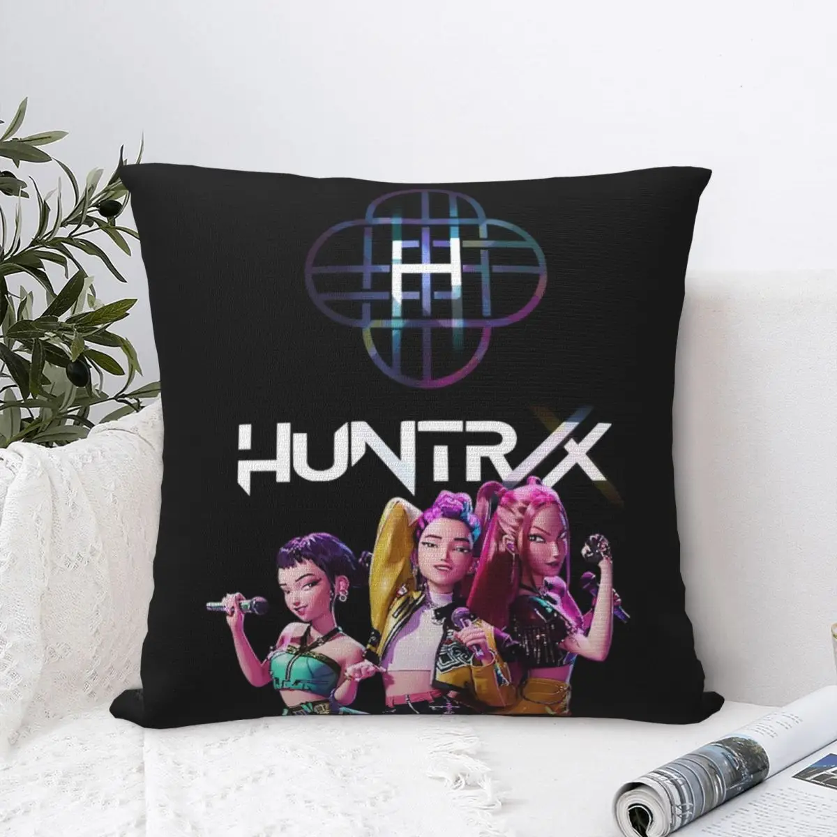 

Huntrix With Logo Throw Pillow Cover Polyester Cushions for Sofa Kpop Demon Hunters Casual Pillowcover Home Decor