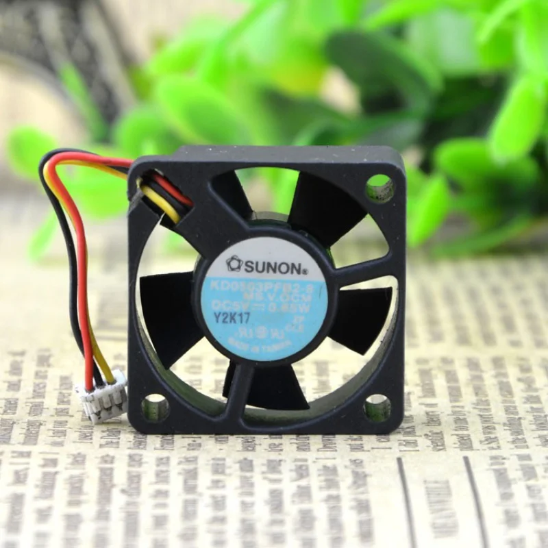 

KD0503PFB2-8 3010 DC 5V 0.65W 3-Wire Fan KD0503PFB2