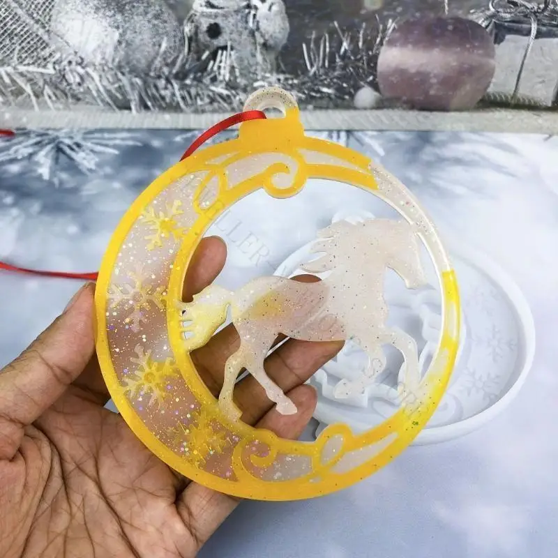 R7UF Nonstick Silicone Christmas Tree Ornament Mold Crystal Epoxy Horse Round Pendant Mould Jewelry Crafting Supplies