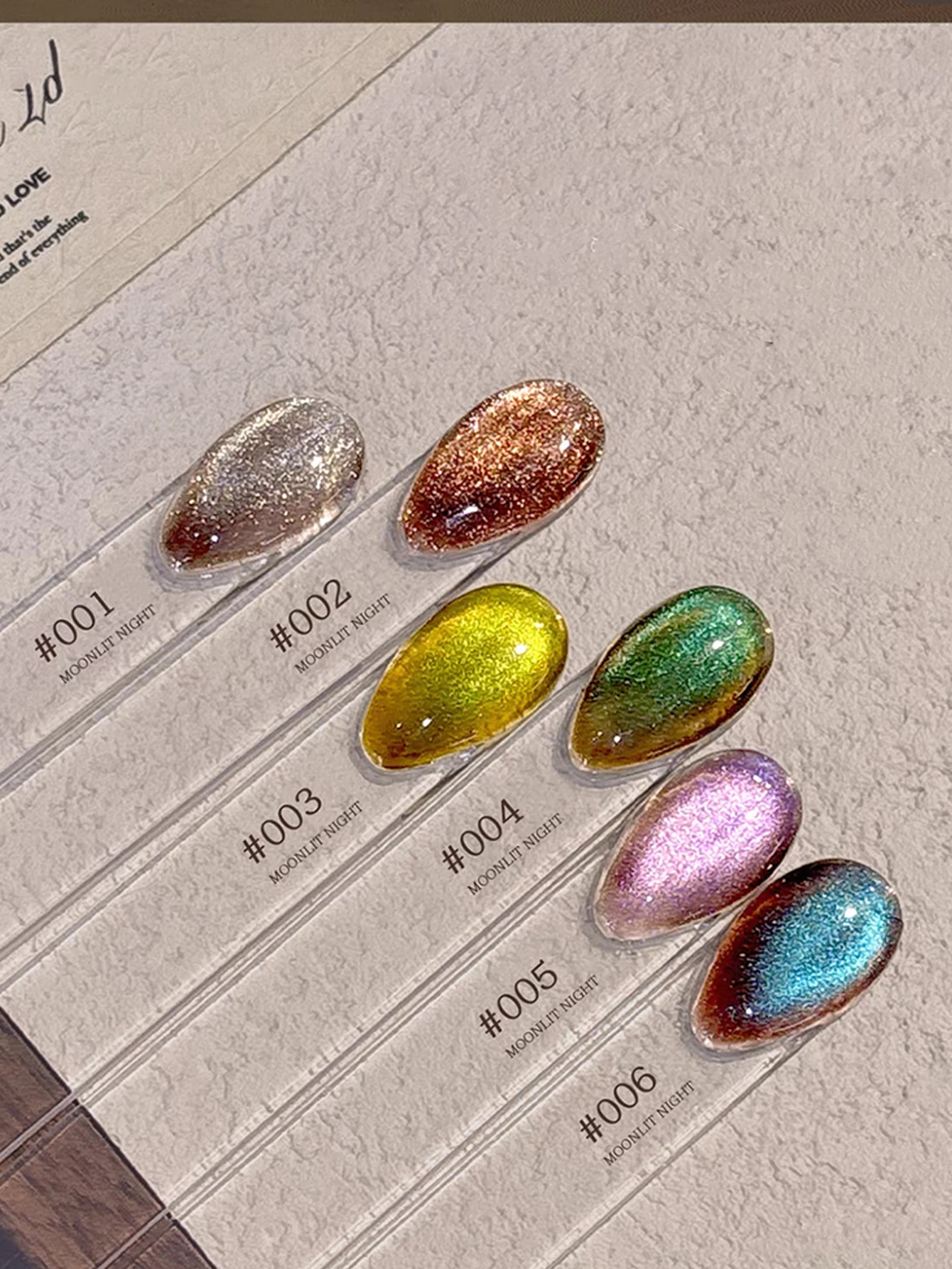 Chaud 1/6 pièces 2025 Nail Art femmes Kit automne et hiver Aurora scintillant coloré bleu violet jaune oeil de chat UV Gel vernis à ongles