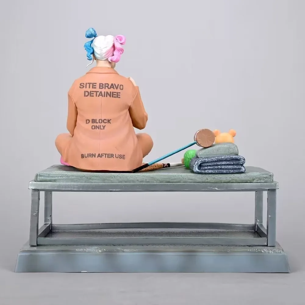 Ainme Harley Quinn Joker Clown PVC Action Figure Collection Modello Giocattoli Regali di Natale di Capodanno 26 cm