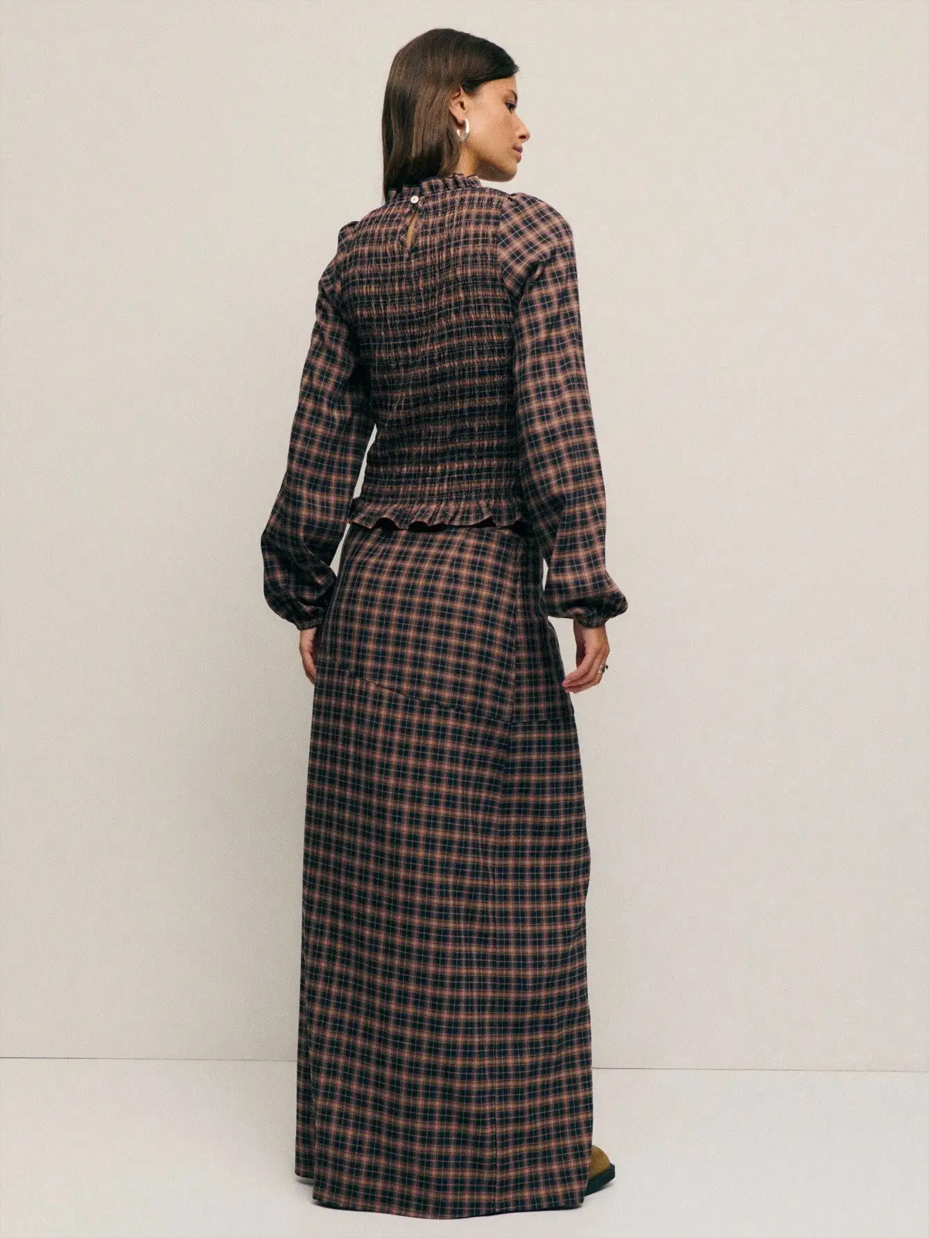 플레이드 투피스 세트, 러플 웨이스트, 긴팔 탑 & 맥시 스커트, 겨울 오피스에서 저녁까지 착용 가능