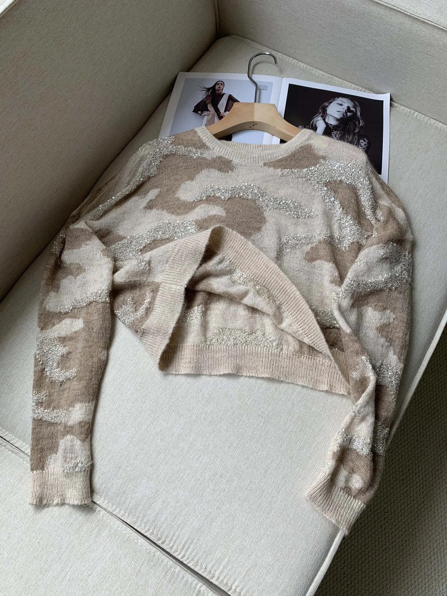 

Women Sequins Sweater Contrast Color O-Neck Long Sleeve Loose Autumn Winter Knitted Pullover