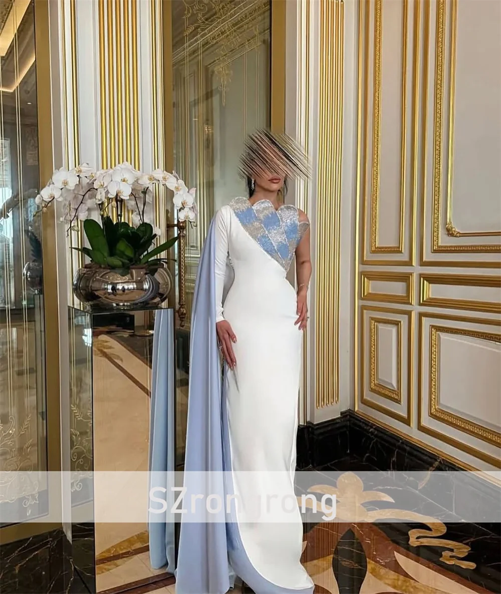 فستان سهرة سعودي أنيق بكتف واحد من الساتان المتدرج ومطرز بالزهور فستان طويل للحفلات لحفلات الزفاف مصنوع حسب الطلب