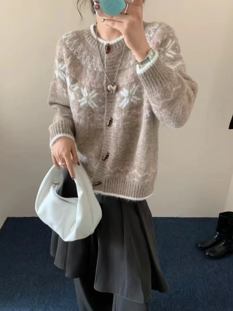 AOSSVIAO الكورية الرجعية الجاكار المرأة سترة الخريف الشتاء جديد كسول نمط فضفاض طويل الأكمام الثور القرن زر سترة مشغولة من الصوف