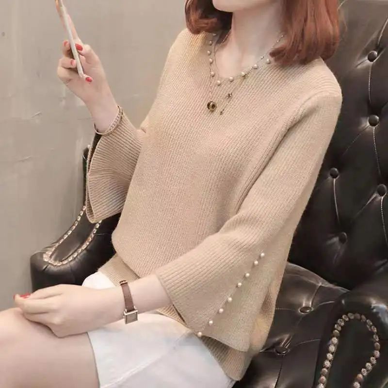 Autumn Winter Warm Pearls V-neck Flared Sleeve High Elastic 2023 Solid Color Knit Women Sweater Jumper Elegant Sweet Pullov Top