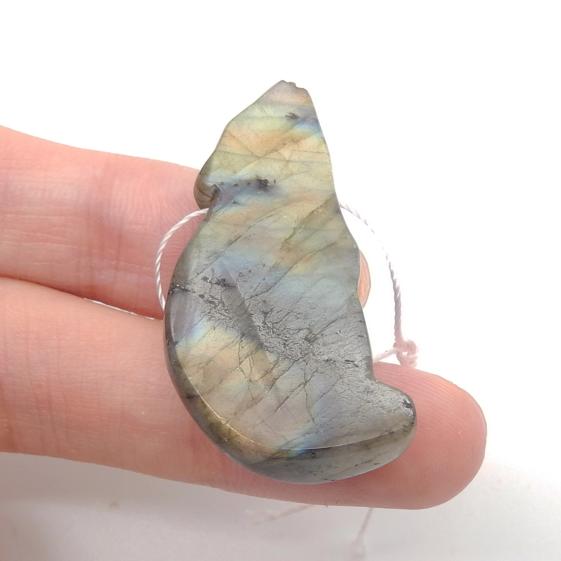 Natural Labradorite Hand-Made Carved Groundhog Pendant Bead,Semiprecious Stone Carving Pendant For DIY Accessories