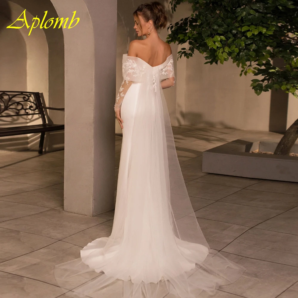 Abito da sposa in morbido raso bianco personalizzato Abito da sposa sexy con scollo a barchetta e spalle scoperte Abito da sposa con strascico a sirena da sogno