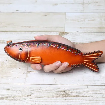 Estuche para lápices creativo de piel de vaca con capa de cabeza, bolsa de almacenamiento con tapa de pescado salado, billetera personalizada de pescado cero, regalo de almacenamiento, regalo de trabajo