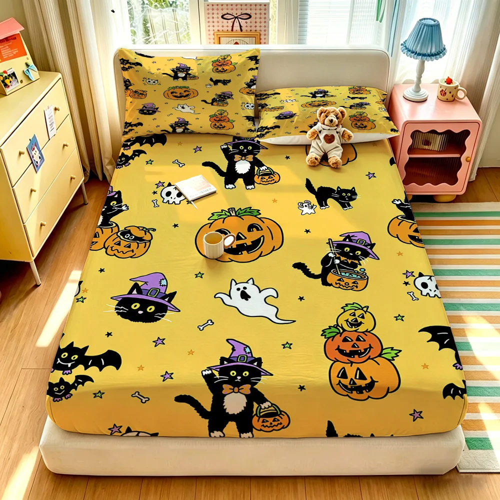 3pcs(1 duvet cover + 2 pillowcases, coreless)with a Halloween pumpkin, black cat, and ghost pattern Available in multiple siz