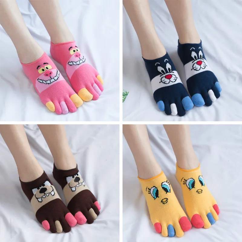 4 Pairs Women Five Finger Socks Cotton Cartoon Invisible Lovely Boat Socks Split Toe